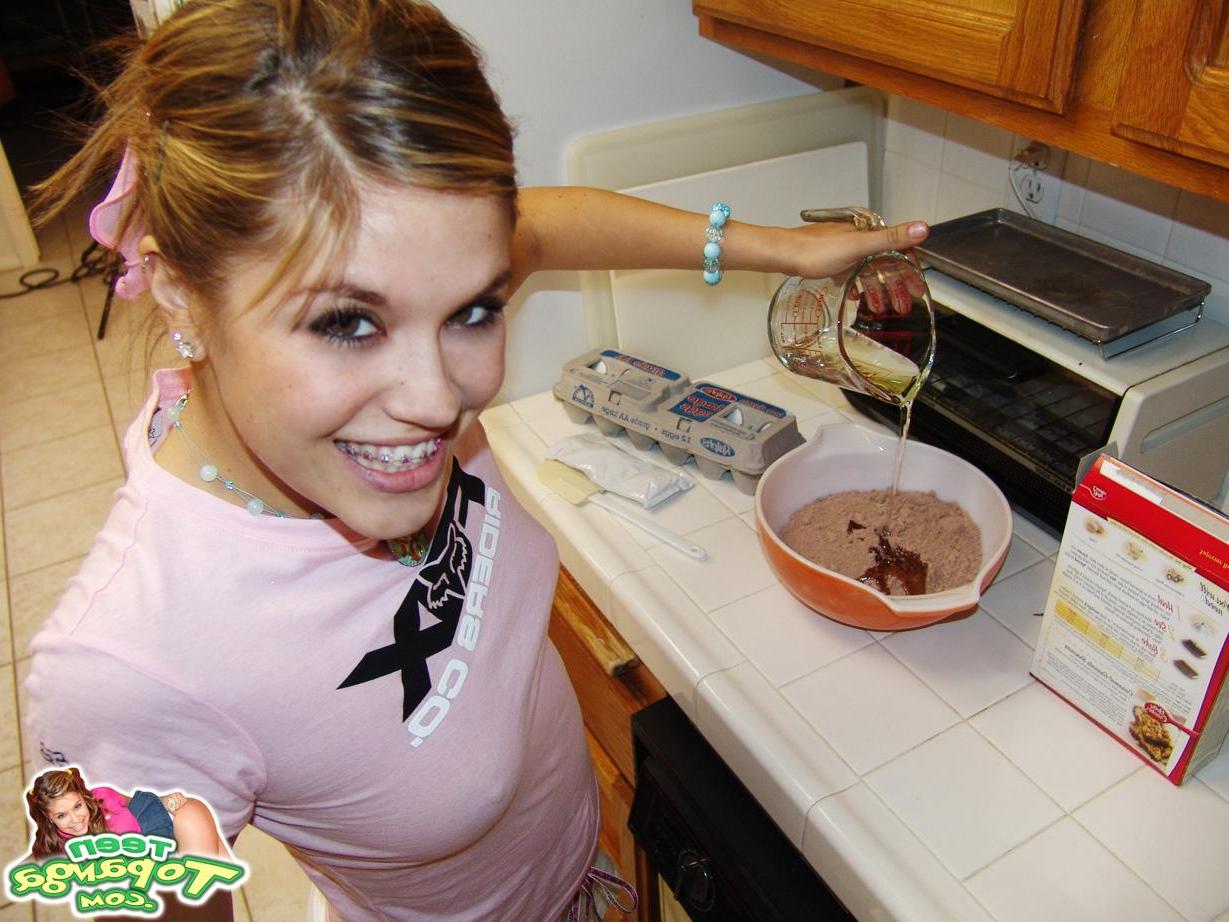 15P Teen topanga makes a mess in the kitchen