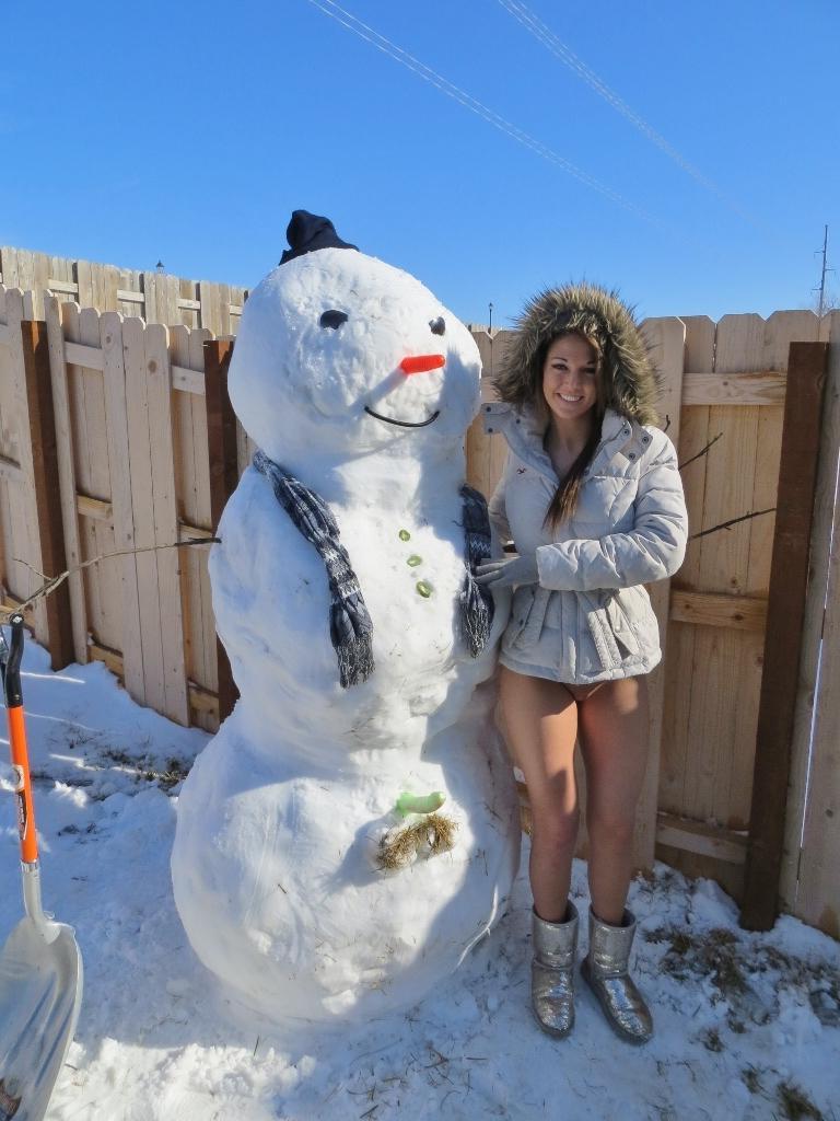 15P Val Midwest gets a little naughty while making a snow man