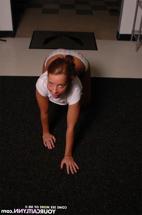 15P Pictures of teen Your Caitlynn trying hard to stay nonnude
