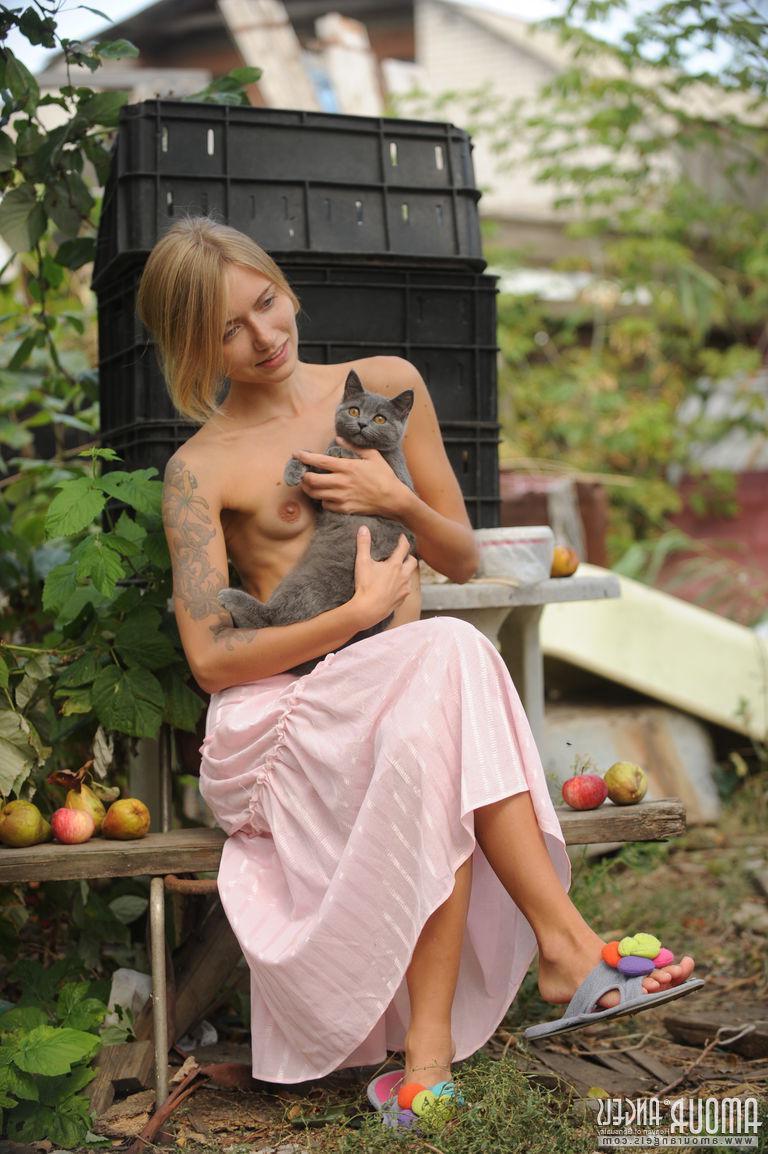 20P Blonde teen Jenny pets her pussy