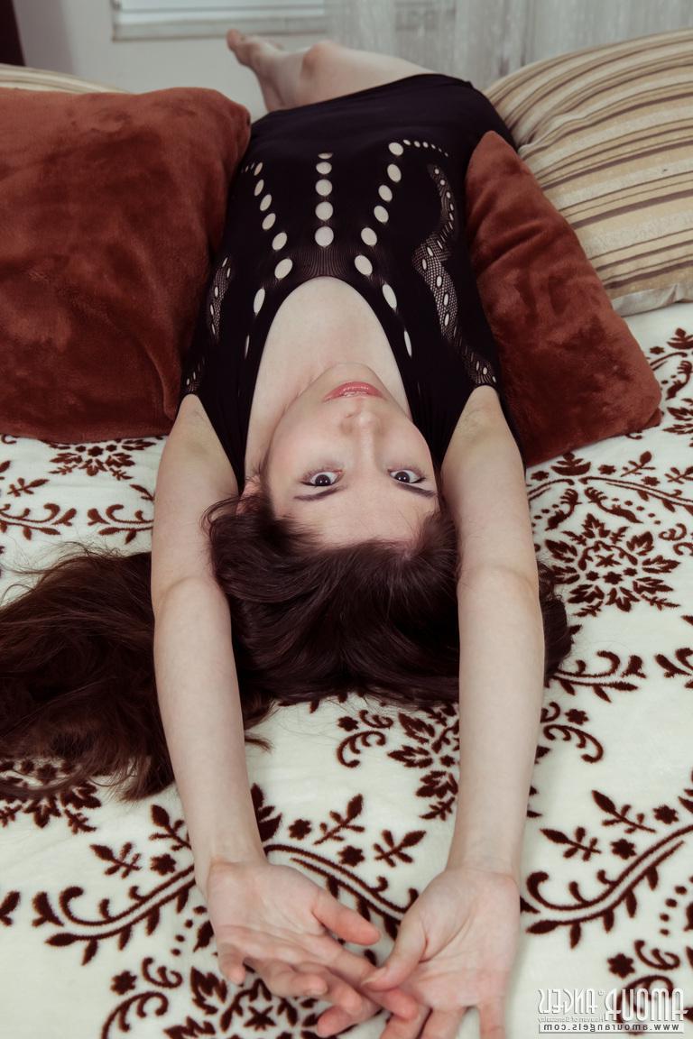 20P Brunette teen Brie gives you her tight pussy in bed