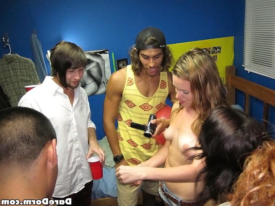 12P Hot college girls have sex at a dorm party