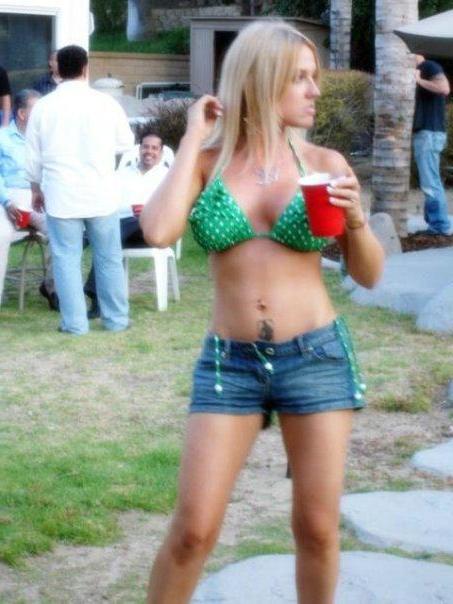 15P Hot college coeds get super wild and horny at a party