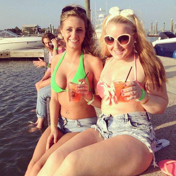 15P Hot college coeds get super wild and horny at a party