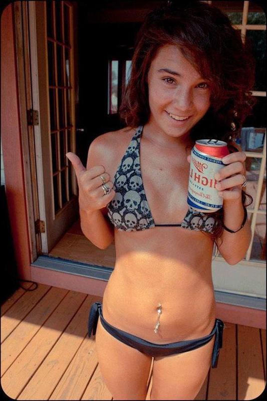 15P Hot party girls get loose on cam and expose their hotness
