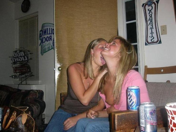 15P Hot and wild college coeds bare it all when the cameras come out