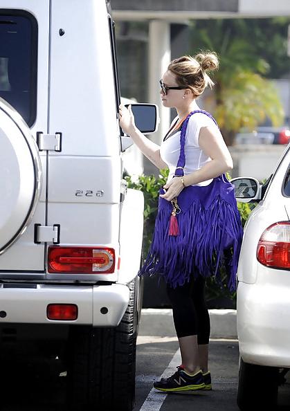 11P Hilary Duff - at Chipotle in Toluca Lake