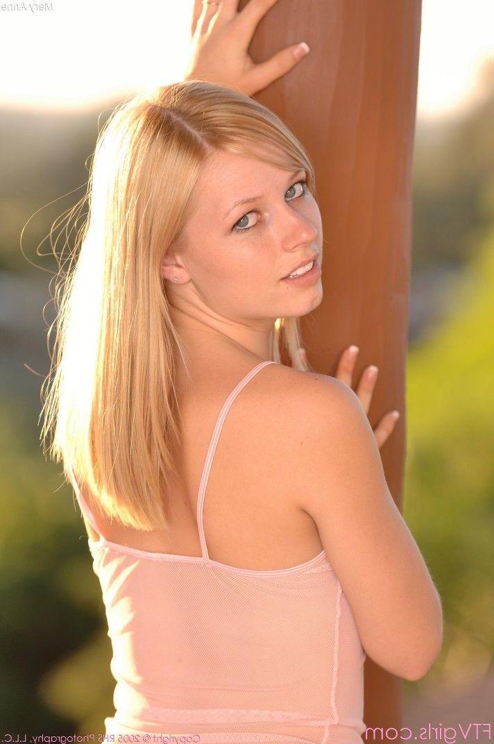 20P Pictures of Mary stuffing her tight pussy hard