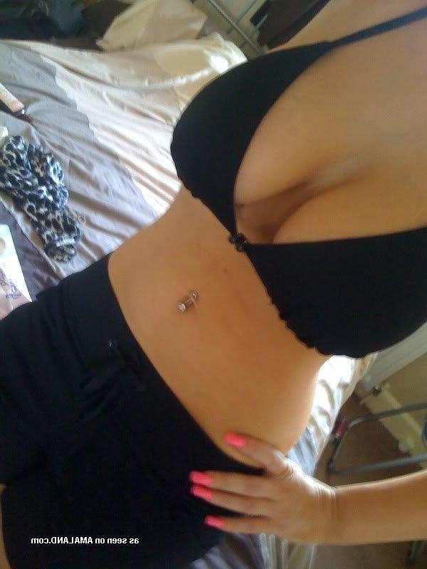 14P Sexy busty GFs share some hot selfies of their fine breasts