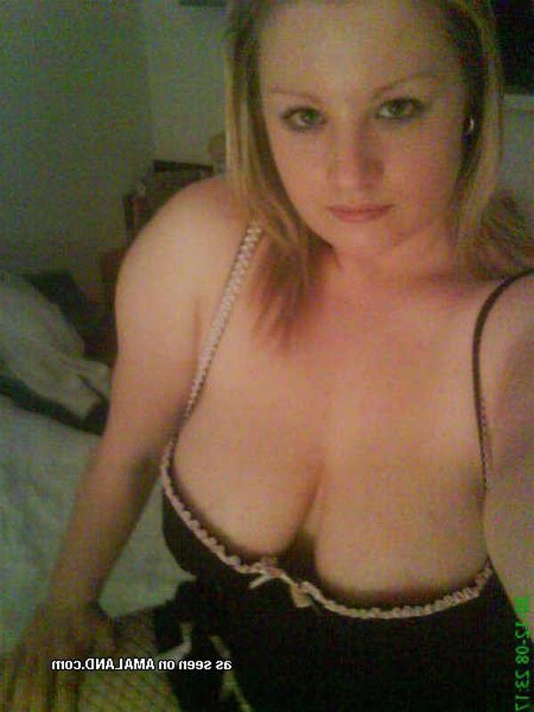 15P Photo compilation of amateur big-busted chicks