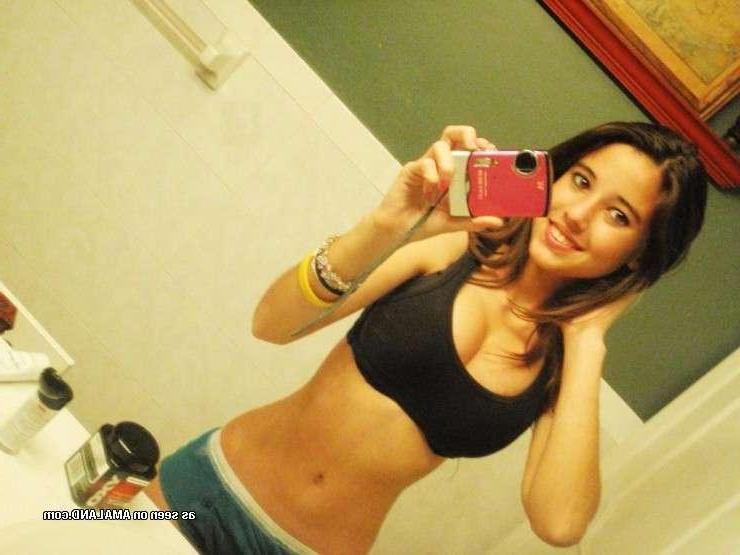 14P Sexy heavy-chested girlfriends showing their breasts