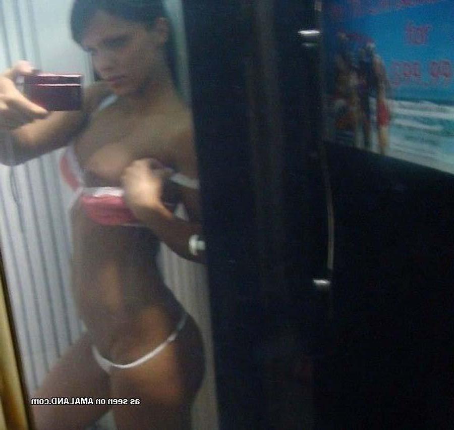 16P Pictures of hot and sexy heavy-chested honeys