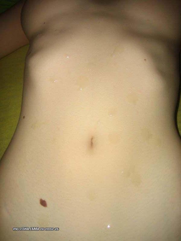 15P Pictures of a hot girlfriend sucking her boyfriends cock