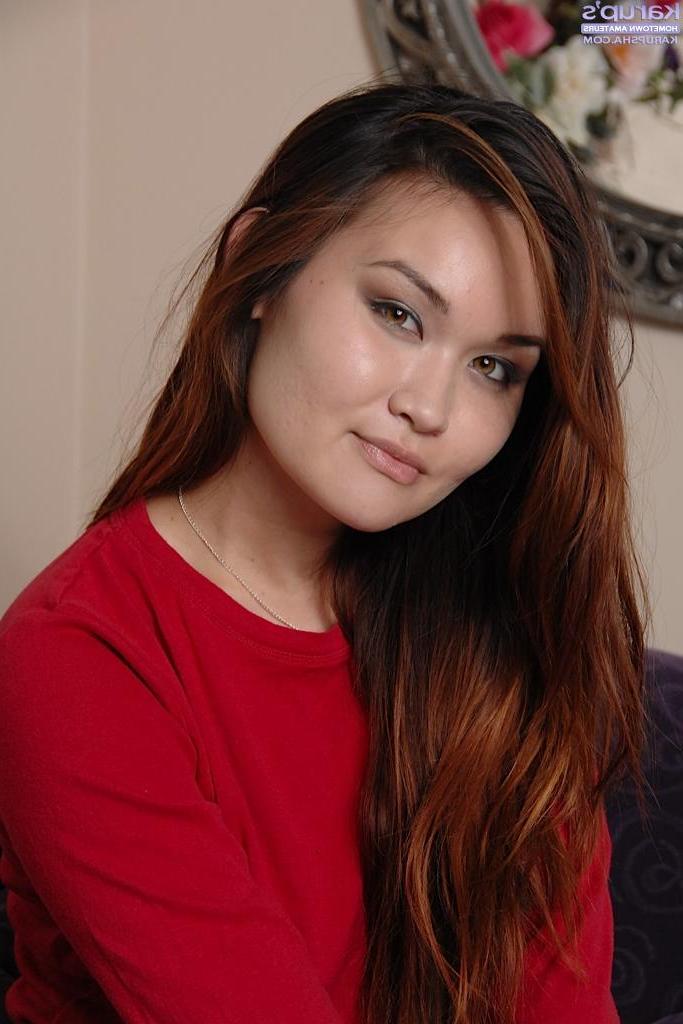 15P Busty Asian coed Saber Takestita toys her moist pussy