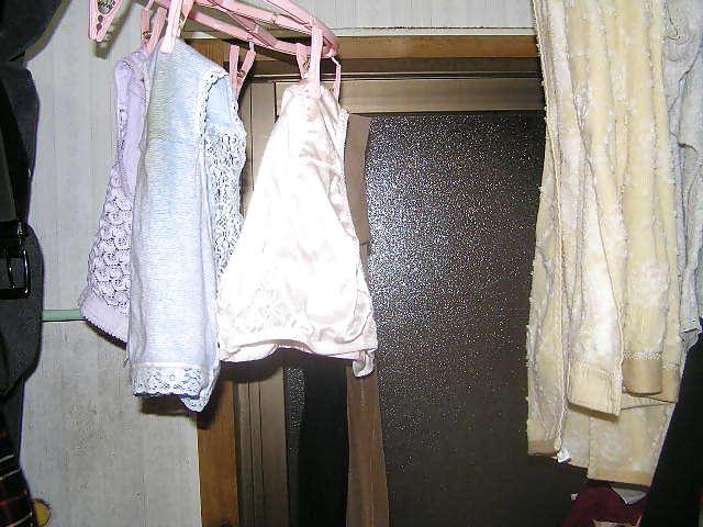 25P Nylon panties on clotheslines