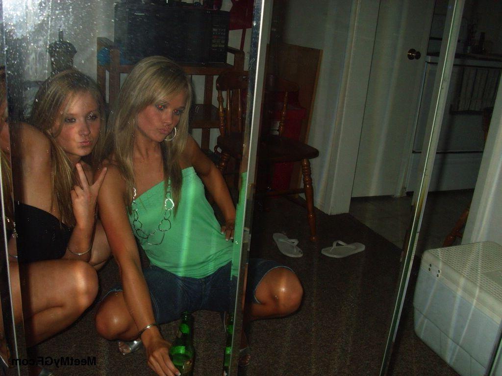 15P Pictures of hot girlfriends going wild