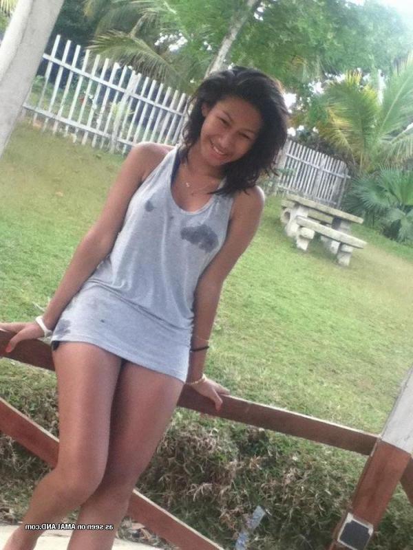 14P Compilation of a non-nude GF posing outdoors