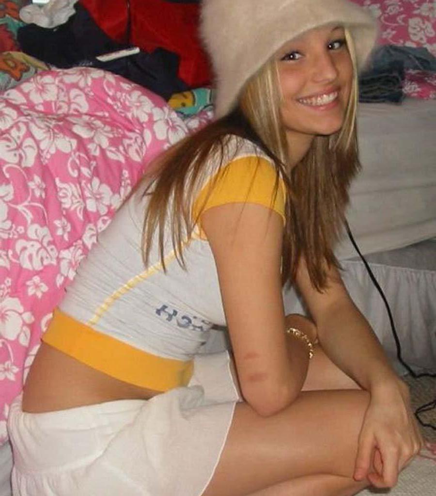 15P Picture compilation of gorgeous amateur sexy chicks