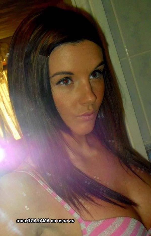 15P Picture compilation of steamy hot and sexy non-nude honeys