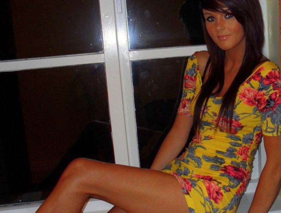 15P Picture compilation of steamy hot and sexy non-nude honeys