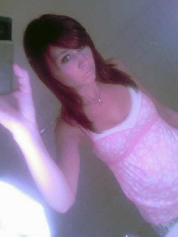 15P Picture compilation of sexy amateur non-nude honeys