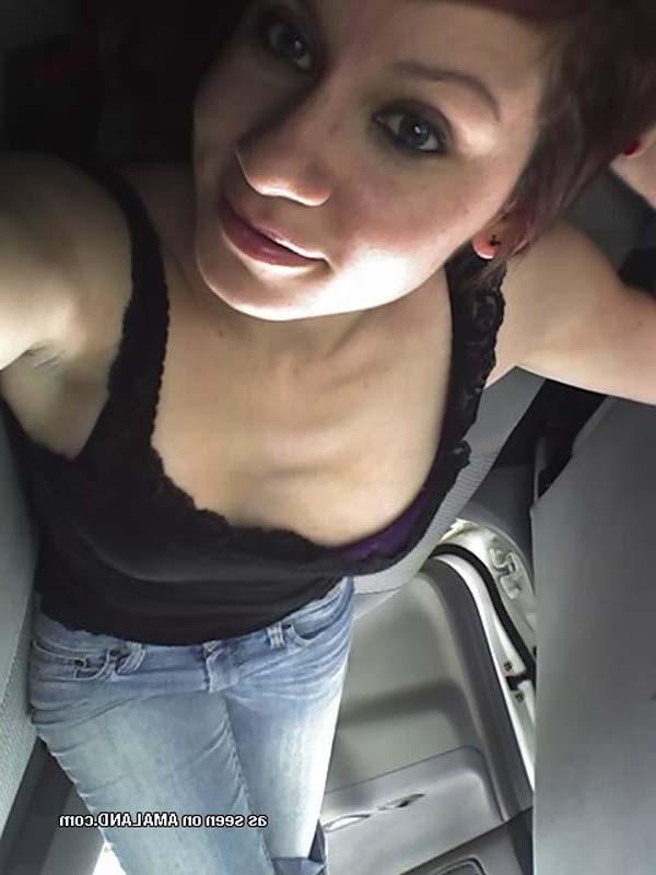 16P Picture compilation of an amateur naughty sleazy babe