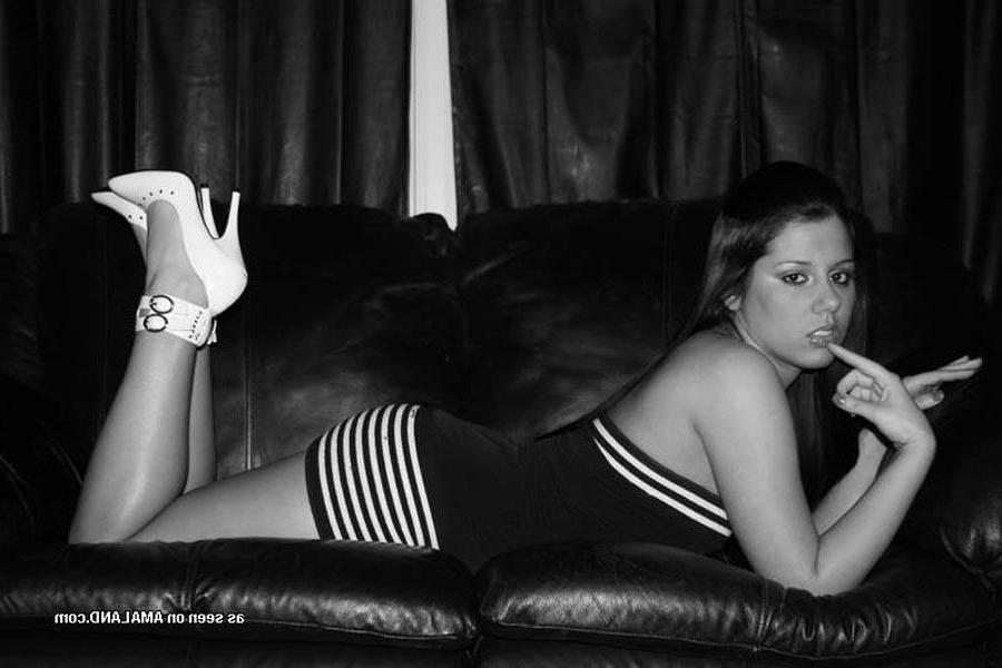 16P Brunette hottie in slutty outfits posing for her guy