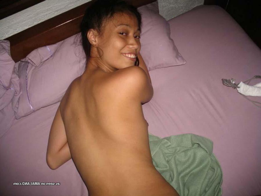 15P Picture compilation of an amateur babe banged good by her BFs