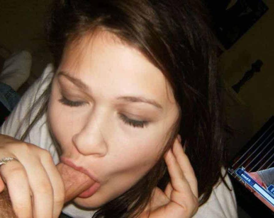 16P Picture compilation of an amateur hardcore chick sucking on my boner