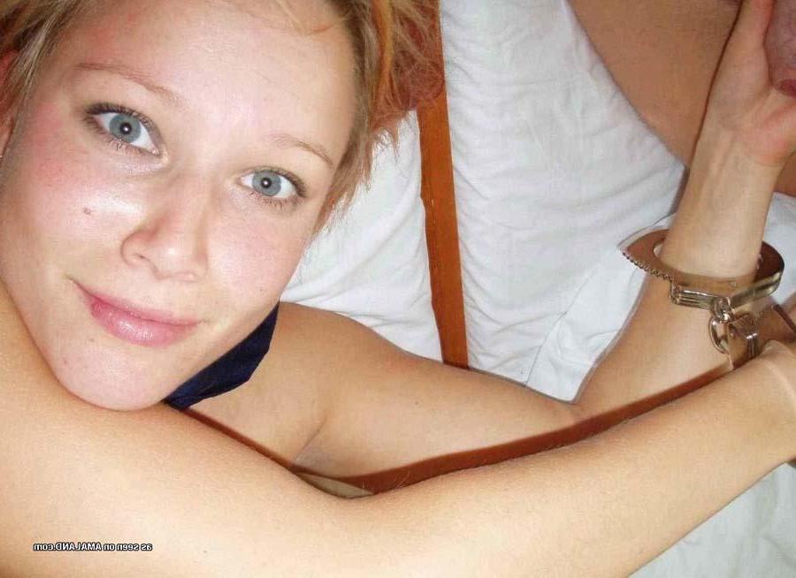 16P Pics of hot and wild amateur GF sucking cock