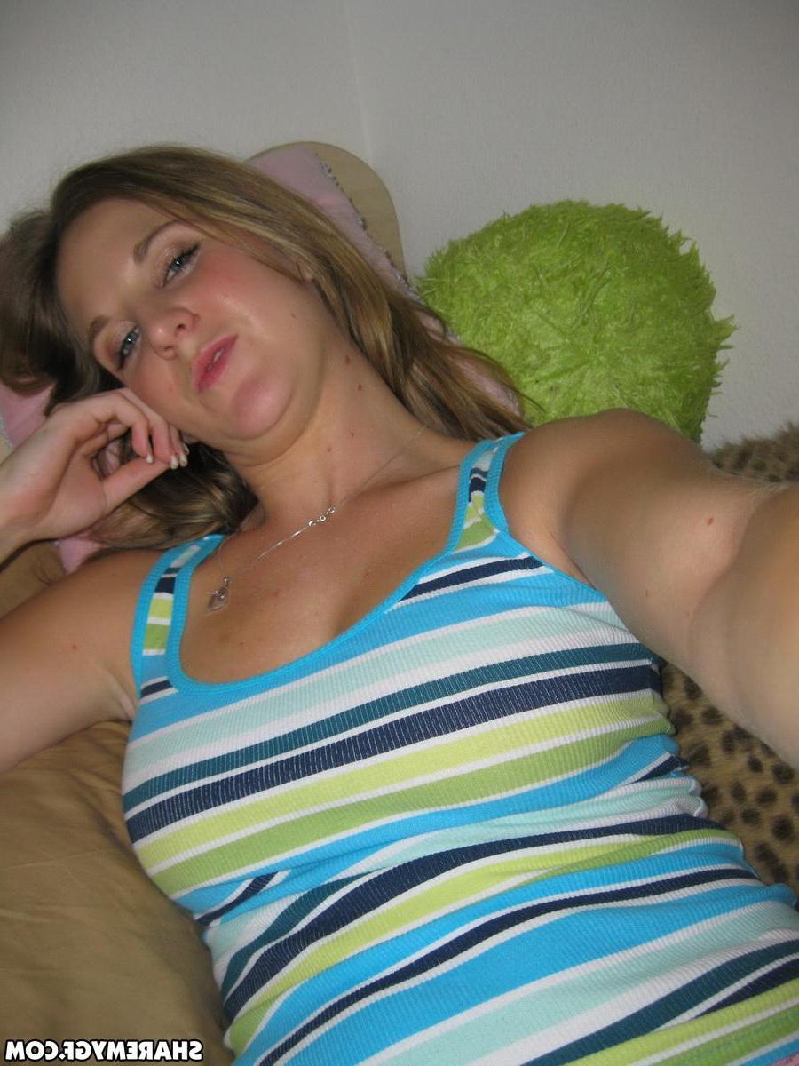 20P Blonde amateur GF takes some hot selfies of her tits and pussy