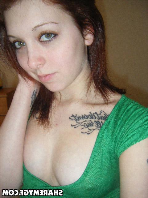 20P Brunette teen with tattoos takes some sexy pics of herself