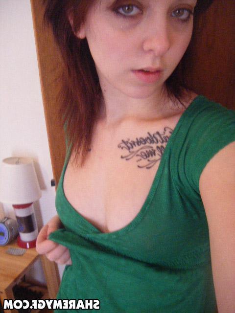 20P Brunette teen with tattoos takes some sexy pics of herself