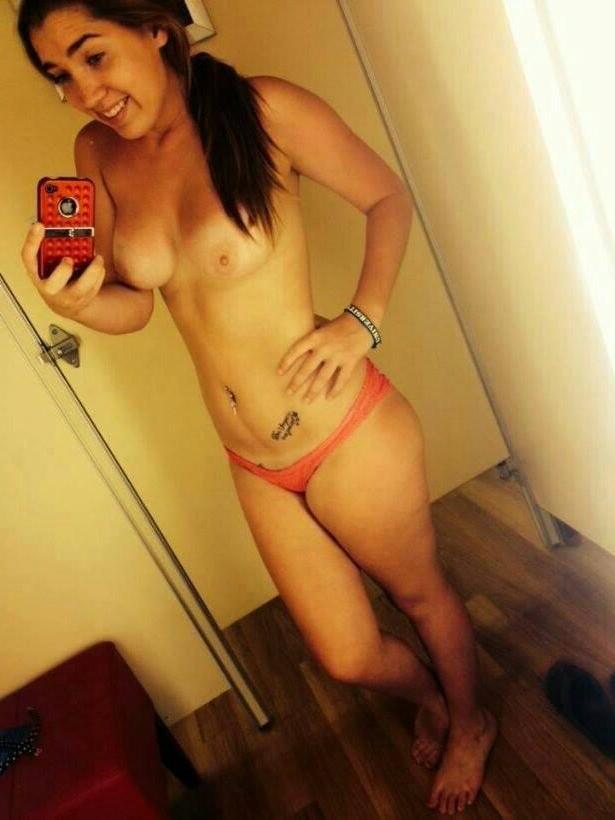 15P Naughty college girls have fun taking selfies