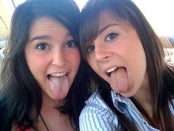 15P Pictures of hot amateur girlfriends getting kinky on cam