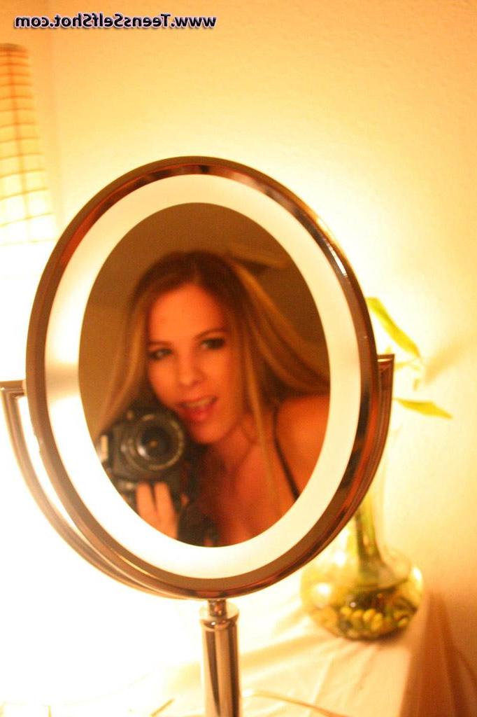 15P Pictures of naughty teen girlfriends showing off camera