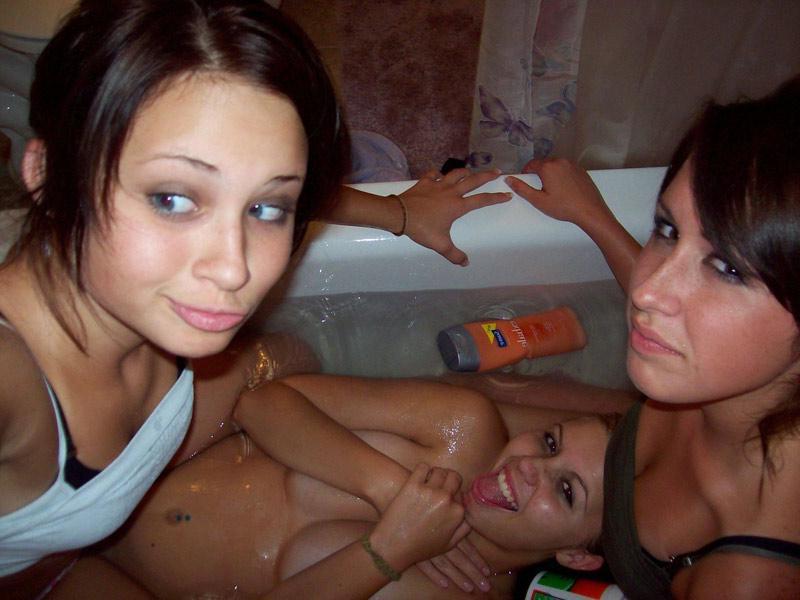 15P Pictures of naughty teen girlfriends showing off camera