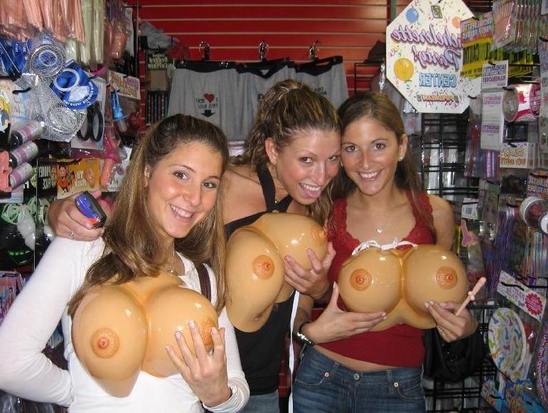 15P Pictures of hot teen girlfriends showing off on camera