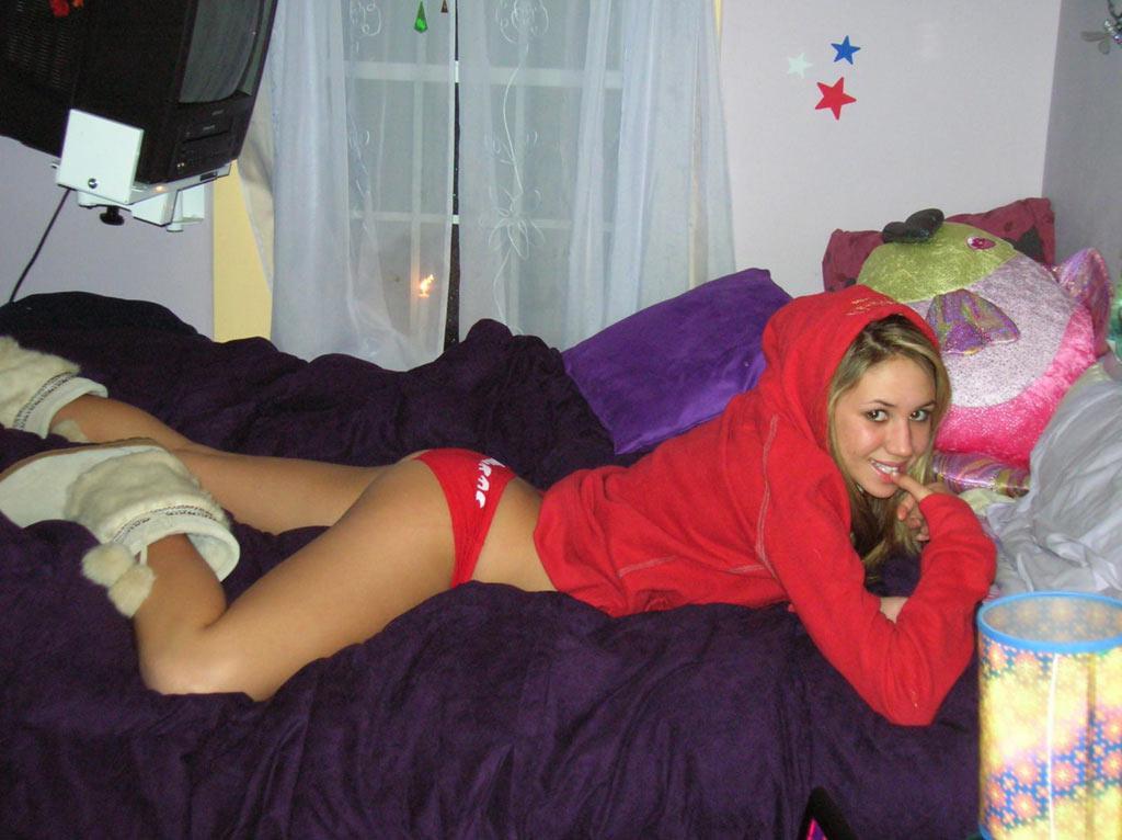 15P Pictures of slutty teen girlfriends slutting out on camera
