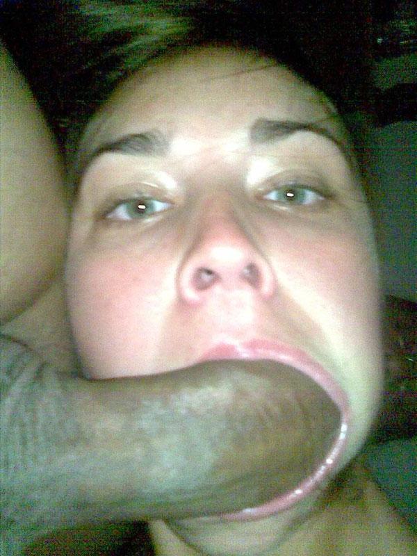 15P Pictures of a hot teen girlfriend enjoying the cock