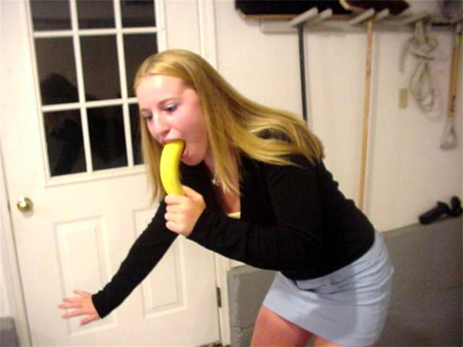 15P Pictures of stunning teen girlfriends getting naughty on cam