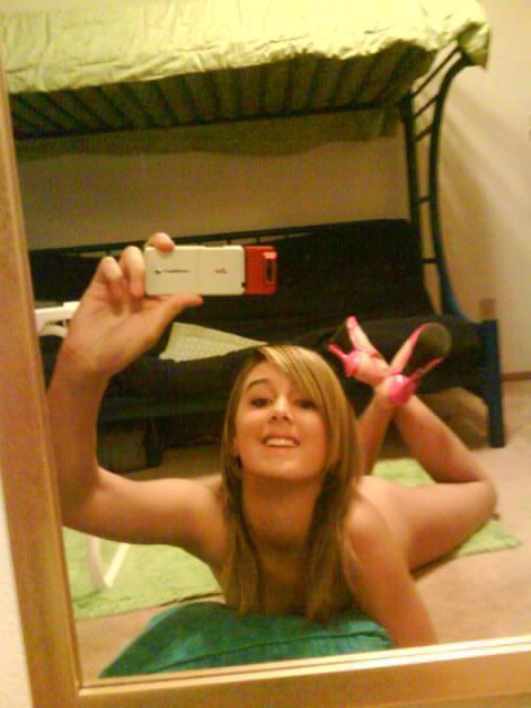 15P Pictures of hot teen girlfriends showing off on camera