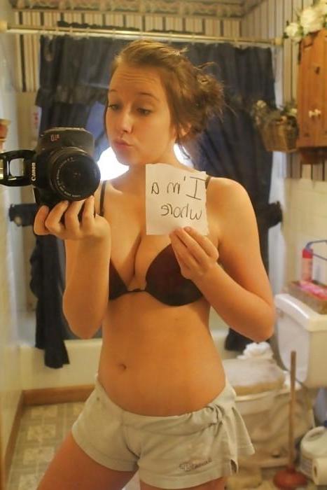 15P Pictures of hot teen girlfriends showing their naked bodies on camera