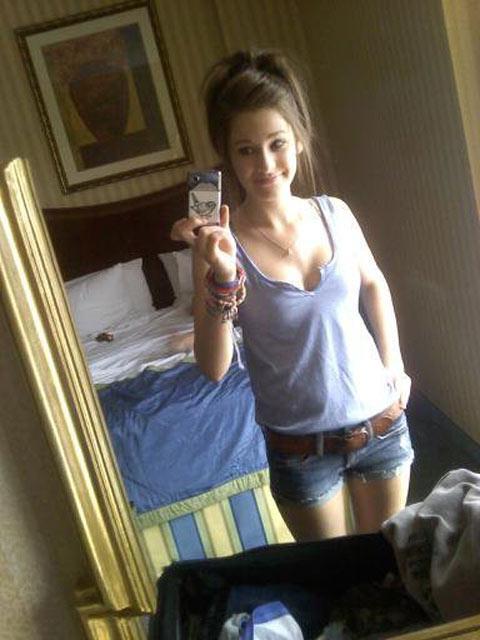 15P Pics of naughty teen girls getting slutty on camera
