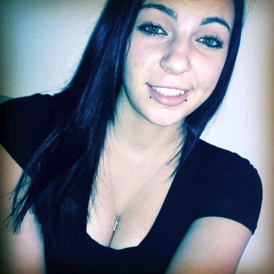 14P Brunette college hottie shares her sexy self-shot pictures