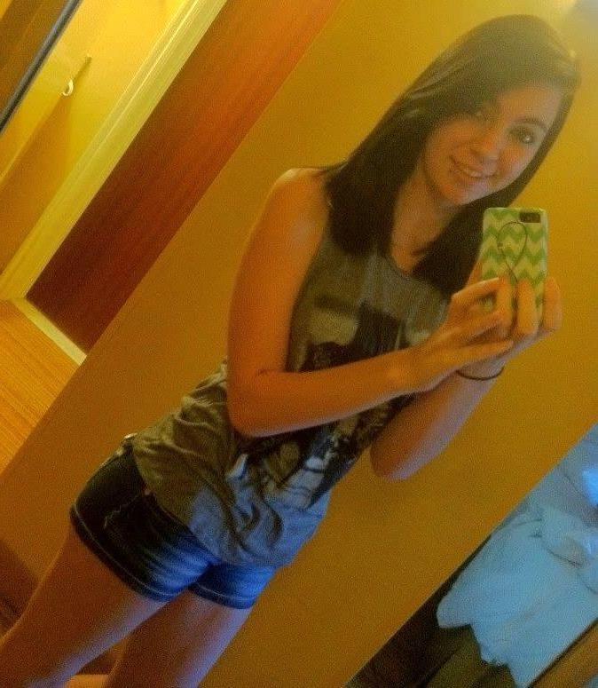 14P Brunette college hottie shares her sexy self-shot pictures