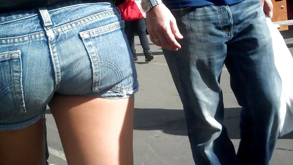 25P Teen ass & butt in blue jeans shorts