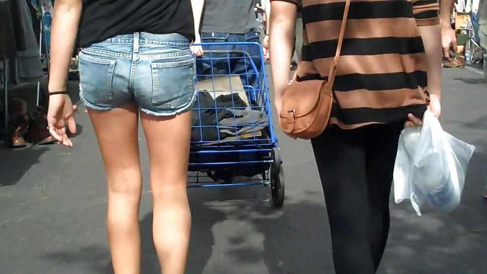 25P Teen ass & butt in blue jeans shorts