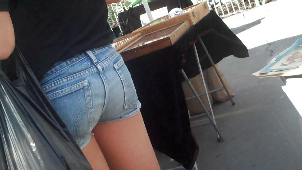 25P Teen ass & butt in blue jeans shorts
