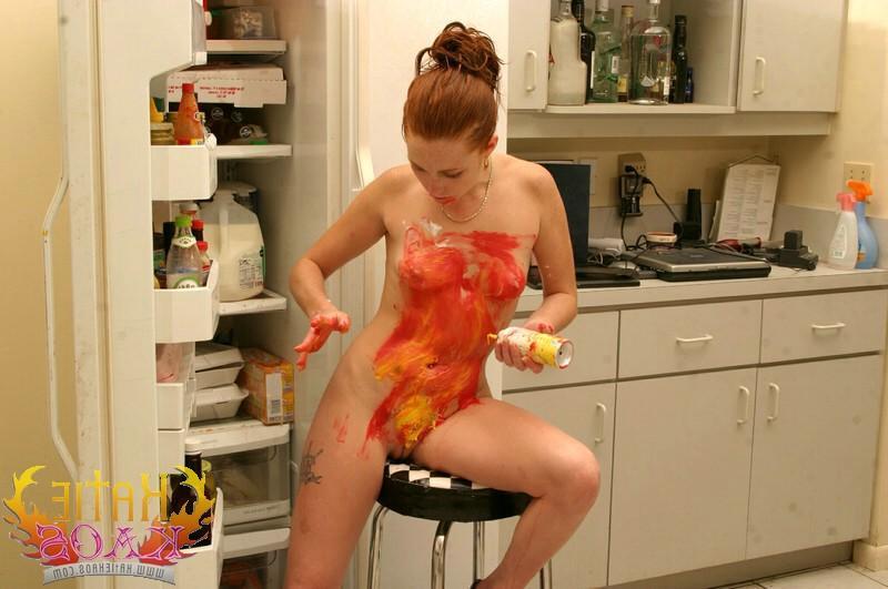 20P Pictures of teen Katie Kaos making a mess in the kitchen